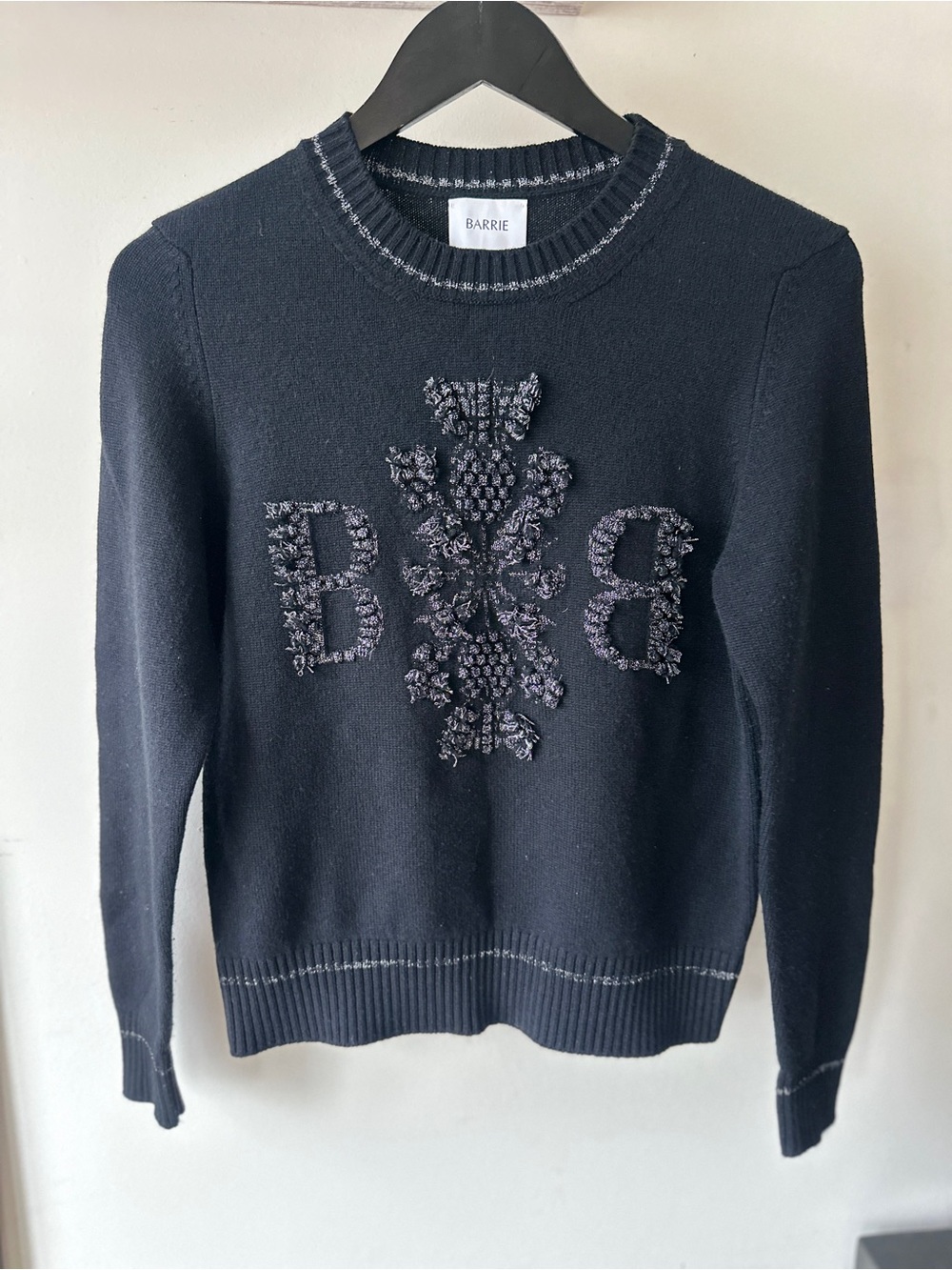 Barrie 3D-knit cashmere jumper in black Small (women)